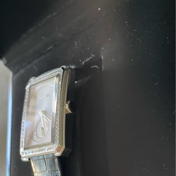 🖤Chanel🖤Boy-Friend Watch 18K White Gold Diamonds Alligator Exotic Band GM - Picture 5 of 14